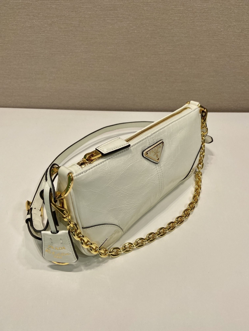 Pra*a hobo bags